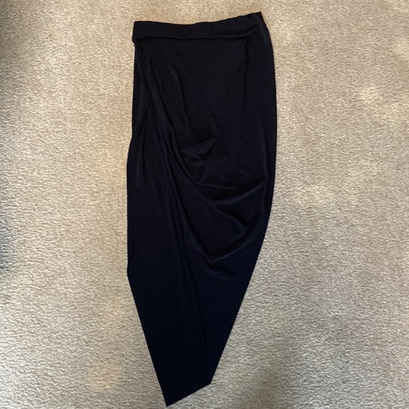 Asymmetrical Black Shirt - Picture 2 of 2